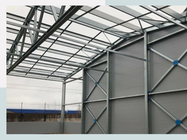 Каркасные ангары от СтальСтрой-Мнр по цене от 621 руб.